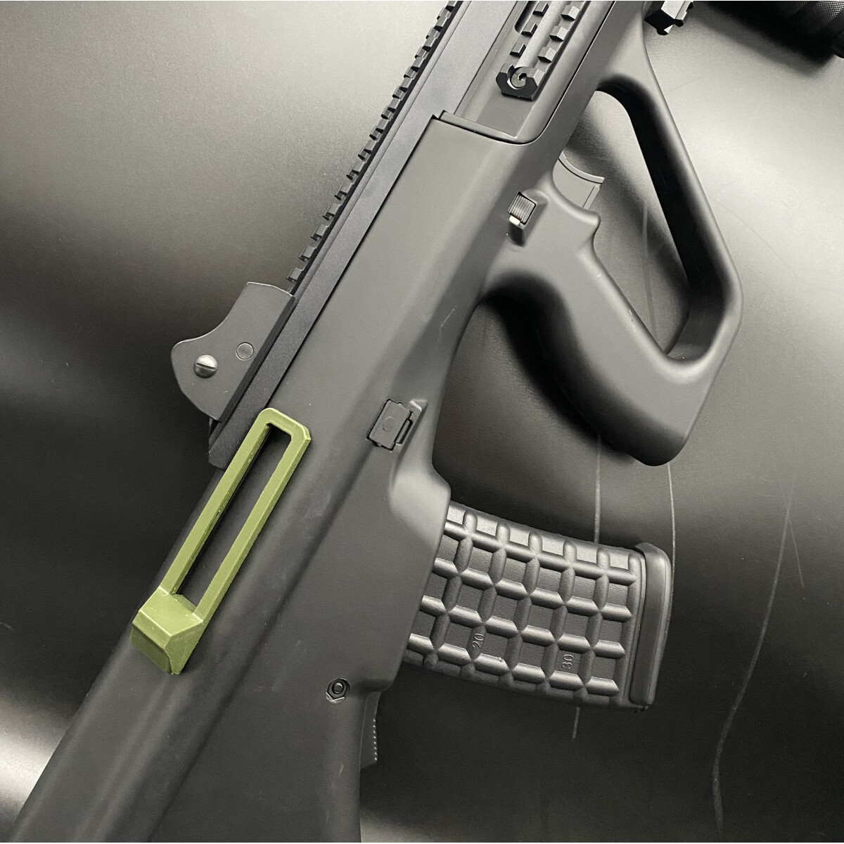 AUG Shell Deflector Olive Airsoft 3D Print Airsofter.at