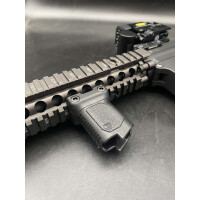 Airsofter One of One E&C M4 SOPMOD Block 2 12 Inch QR 1.0 EGV, Dark Earth